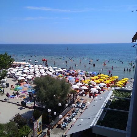 Studio Just On The Beach Паралія-Катерініс Екстер'єр фото